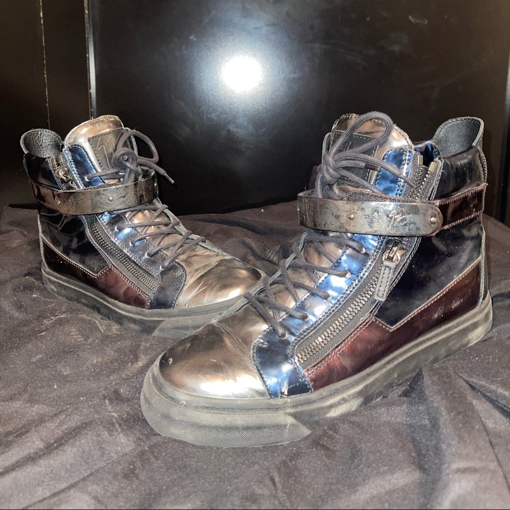 Giuseppe Zanotti - Picture 2 of 2